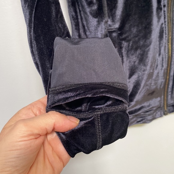 lululemon athletica Black Jacket - Picture 13 of 13